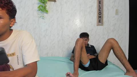 ALEX - TAYLER  -MIKE online show from 04-11-26, 01:10