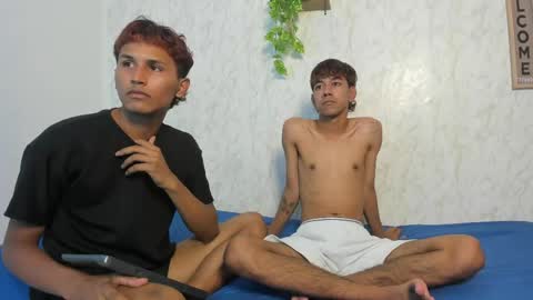 ALEX - TAYLER  -MIKE online show from 04-20-26, 01:30