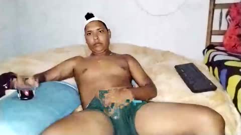 Snapshot of boysex1124 chatting on 12-18-24, 11:56 andrew online show from 12-18-24, 11:56