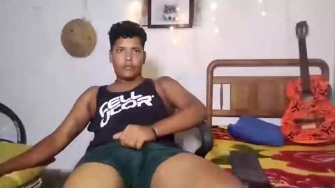 Snapshot of boysex1124 chatting on 02-23-25, 01:46 andrew online show from 02-23-25, 01:46