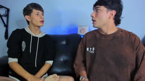 Snapshot of boysweet_boys chatting on 02-04-25, 10:02 Paul and Max online show from 02-04-25, 10:02