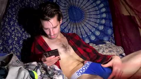 Snapshot of boyvampa chatting on 01-23-25, 01:02 Lance online show from 01-23-25, 01:02