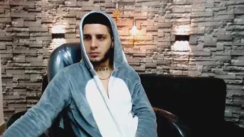 Snapshot of boyxsluts chatting on 12-20-24, 03:36 MAX online show from 12-20-24, 03:36