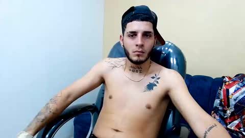 Snapshot of boyxsluts chatting on 01-14-25, 06:24 MAX online show from 01-14-25, 06:24