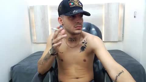 Snapshot of boyxsluts chatting on 02-02-25, 01:23 MAX online show from 02-02-25, 01:23