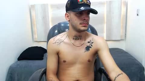 Snapshot of boyxsluts chatting on 02-03-25, 04:57 MAX online show from 02-03-25, 04:57