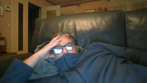 bozo81 online show from 09-16-25, 07:37