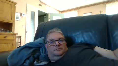 bozo81 online show from 09-19-25, 03:13