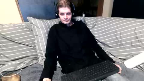 bponie1 online show from 11-29-25, 01:41