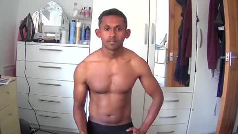 br0wn_prince24 online show from 07-09-26, 11:58