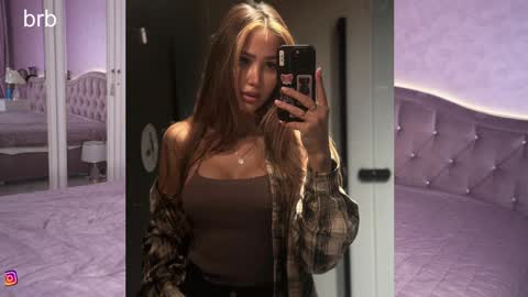 Snapshot of brabuss_ chatting on 01-27-25, 06:41 Lana online show from 01-27-25, 06:41