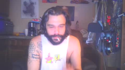 Snapshot of brad1115 chatting on 12-04-24, 01:03 Bradley online show from 12-04-24, 01:03