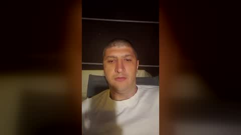 Snapshot of brad31_ chatting on 08-08-26, 10:12 Katy97 online show from 08-08-26, 10:12