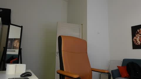 BRAD HOLLOWAY online show from 04-04-26, 06:33