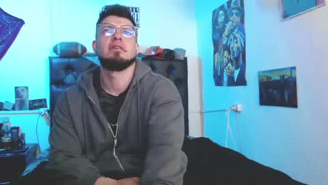 brad hot boy online show from 07-11-26, 03:31