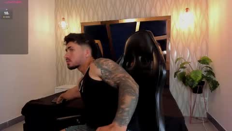 Snapshot of brad_summer chatting on 05-01-26, 11:20 brad summer online show from 05-01-26, 11:20