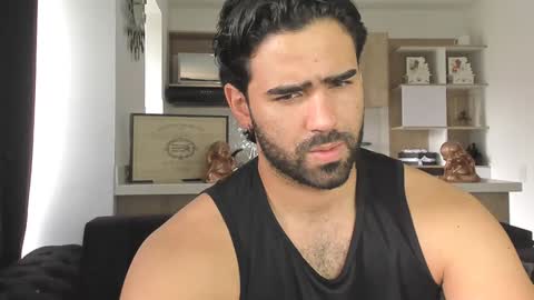 bradleymartin7 online show from 01-05-25, 07:39