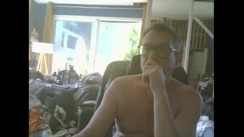 bradysboy online show from 04-28-26, 09:14