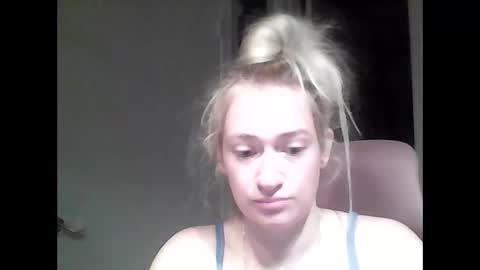 Snapshot of braindeadbetty chatting on 05-24-26, 12:10 i am a naughty jedi knight online show from 05-24-26, 12:10