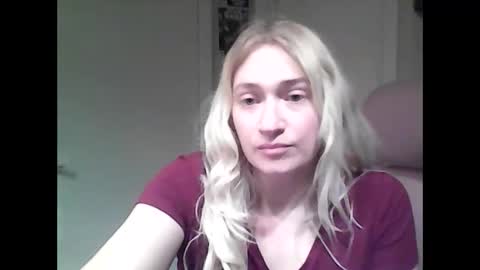 Snapshot of braindeadbetty chatting on 06-01-26, 04:25 i am a naughty jedi knight online show from 06-01-26, 04:25