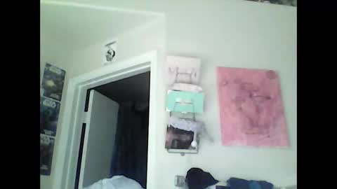 Snapshot of braindeadbetty chatting on 06-05-26, 08:09 i am a naughty jedi knight online show from 06-05-26, 08:09