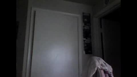 Snapshot of braindeadbetty chatting on 06-06-26, 02:16 i am a naughty jedi knight online show from 06-06-26, 02:16