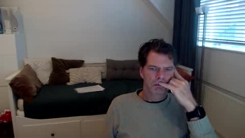 Bram online show from 12-04-24, 12:03