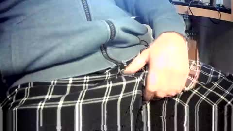 bram27370 online show from 12-04-24, 08:56