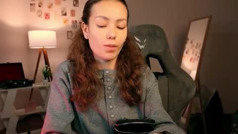 Lilly online show from 11-24-25, 11:54