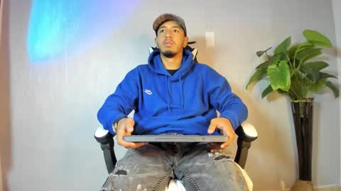 Brand  online show from 02-04-26, 11:27