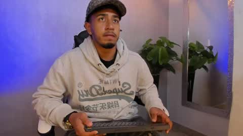 Brand  online show from 04-15-26, 12:01