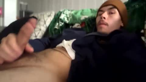 Snapshot of brandenluvslatinas chatting on 11-19-25, 03:01 Branden online show from 11-19-25, 03:01