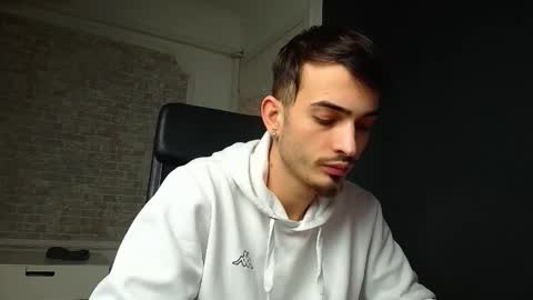 Snapshot of brandontatex chatting on 02-01-25, 01:09 BrandonTateX online show from 02-01-25, 01:09