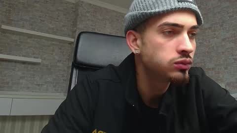 Snapshot of brandontatex chatting on 02-11-25, 12:16 BrandonTateX online show from 02-11-25, 12:16