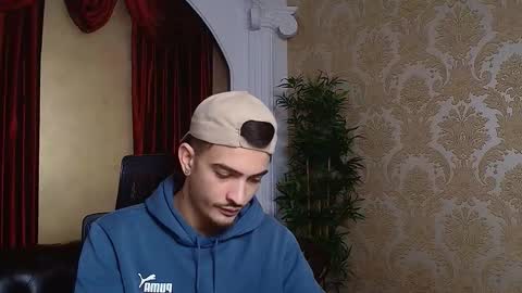 Snapshot of brandontatex chatting on 03-06-25, 12:52 BrandonTateX online show from 03-06-25, 12:52