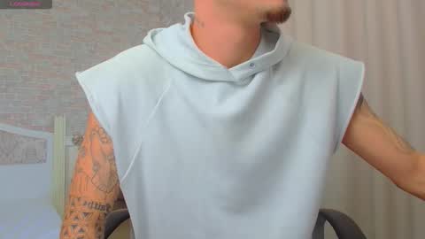 Snapshot of brandontatex chatting on 09-24-25, 09:34 BrandonTateX online show from 09-24-25, 09:34