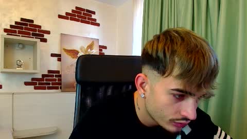 Snapshot of brandontatex chatting on 10-10-25, 10:47 BrandonTateX online show from 10-10-25, 10:47