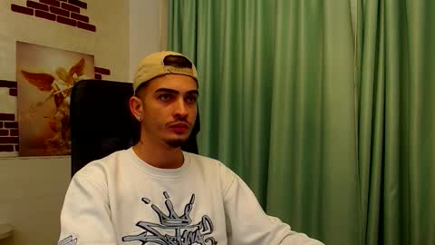 Snapshot of brandontatex chatting on 10-14-25, 03:51 BrandonTateX online show from 10-14-25, 03:51