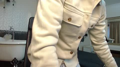 Snapshot of brandontatex chatting on 11-10-25, 08:35 BrandonTateX online show from 11-10-25, 08:35