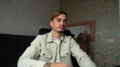 Snapshot of brandontatex chatting on 11-18-25, 08:30 BrandonTateX online show from 11-18-25, 08:30