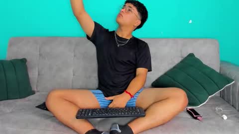 BRANDON online show from 03-08-26, 01:59