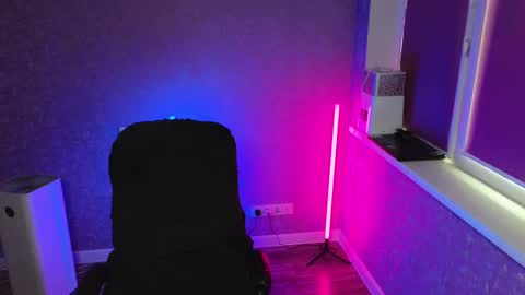 Belle  online show from 02-22-25, 04:18