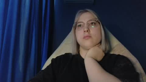 Snapshot of brandy__stars chatting on 03-12-26, 02:50 Belle online show from 03-12-26, 02:50