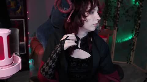 Aurorabut ur dad just calls me Rory online show from 02-01-25, 03:39