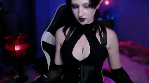 Snapshot of brandy_queen chatting on 05-22-26, 08:14 Aurorabut ur dad just calls me Rory online show from 05-22-26, 08:14