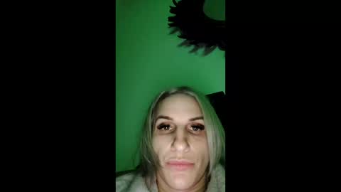 Snapshot of brandyweed chatting on 01-23-25, 06:03 brandyweed online show from 01-23-25, 06:03