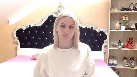 Snapshot of brandyweed chatting on 11-26-25, 08:37 brandyweed online show from 11-26-25, 08:37