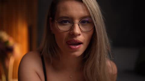 Alex online show from 02-05-25, 04:48