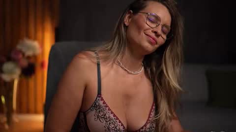 Alex online show from 10-03-25, 04:20