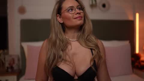 Alex online show from 02-17-26, 05:15